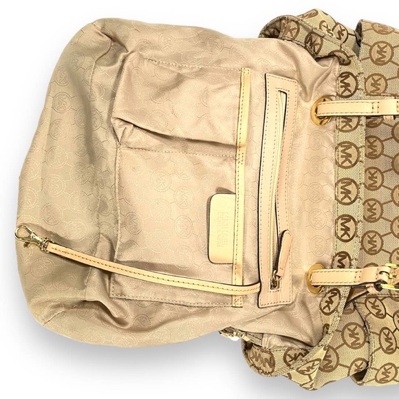 Michael Kors Tote Purse - Picture 9 of 16